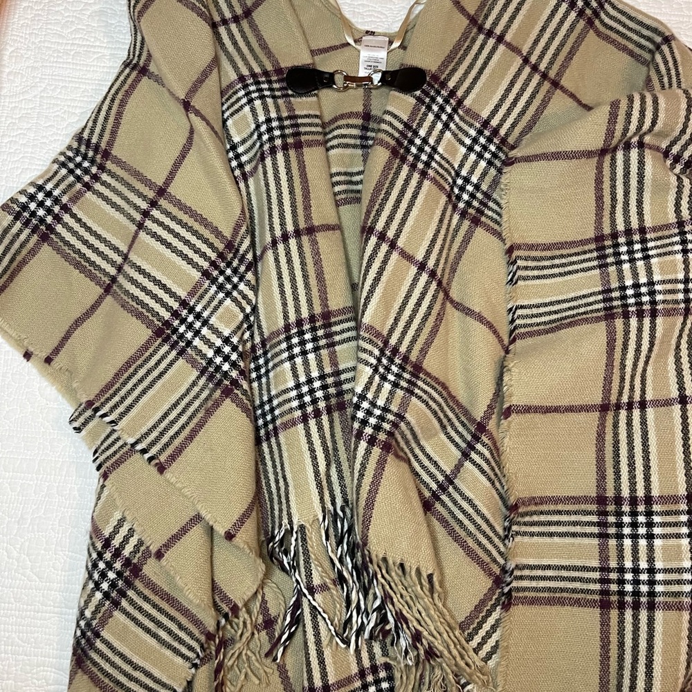 Plaid Shrug With Buckle
